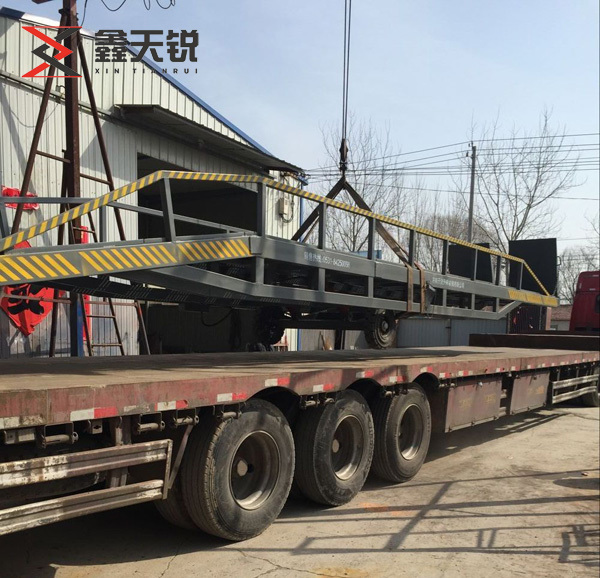 盐城移动式登车桥装车发货